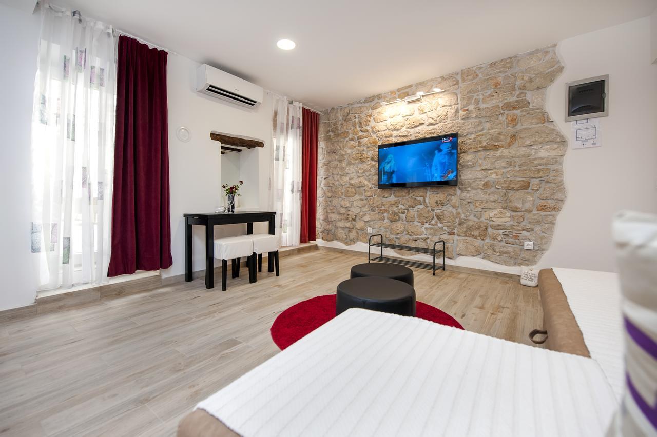 La Svalba Rooms & Studios Rovinj Exterior photo