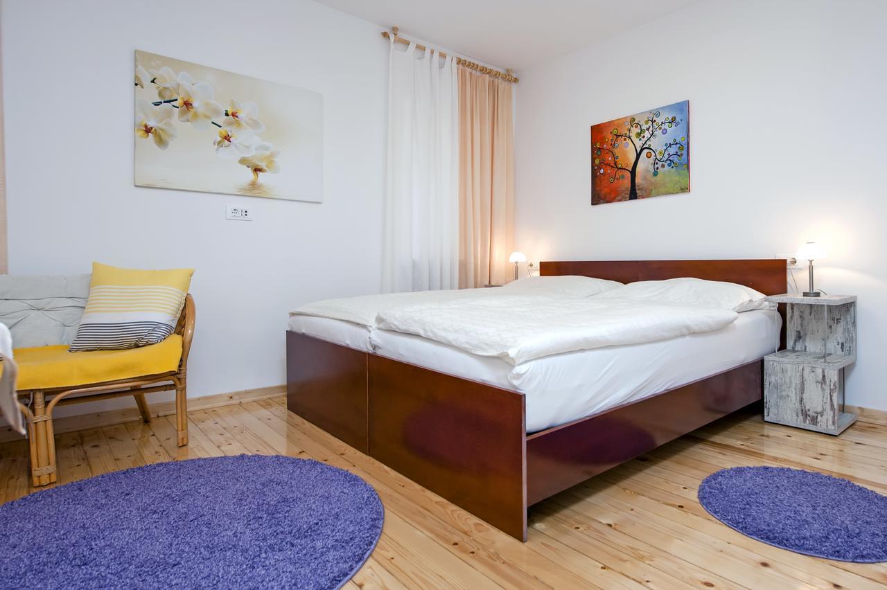 La Svalba Rooms & Studios Rovinj Exterior photo