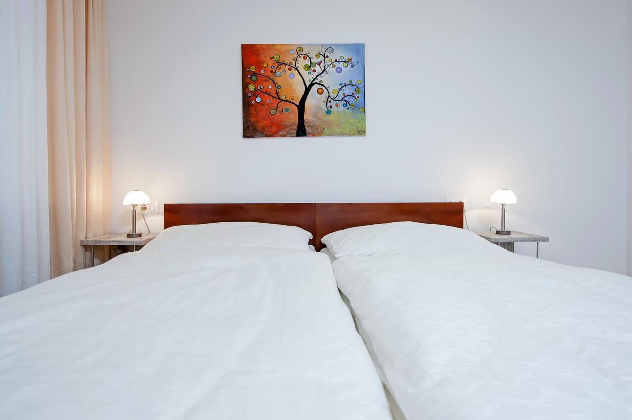 La Svalba Rooms & Studios Rovinj Exterior photo